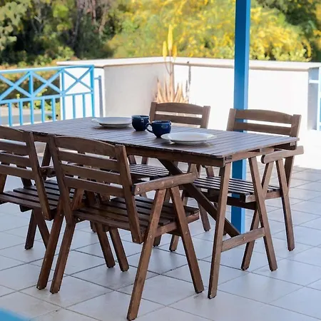 Beachfront Mediterranean Escape 3bd Sea View Pentakomo