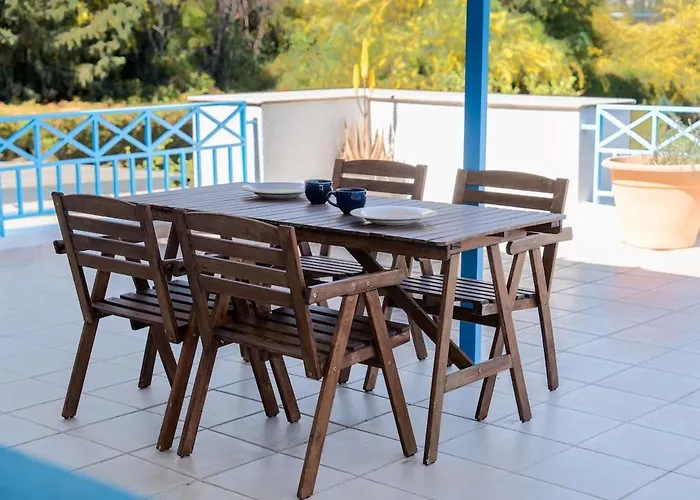 Beachfront Mediterranean Escape 3bd Sea View Pentakomo